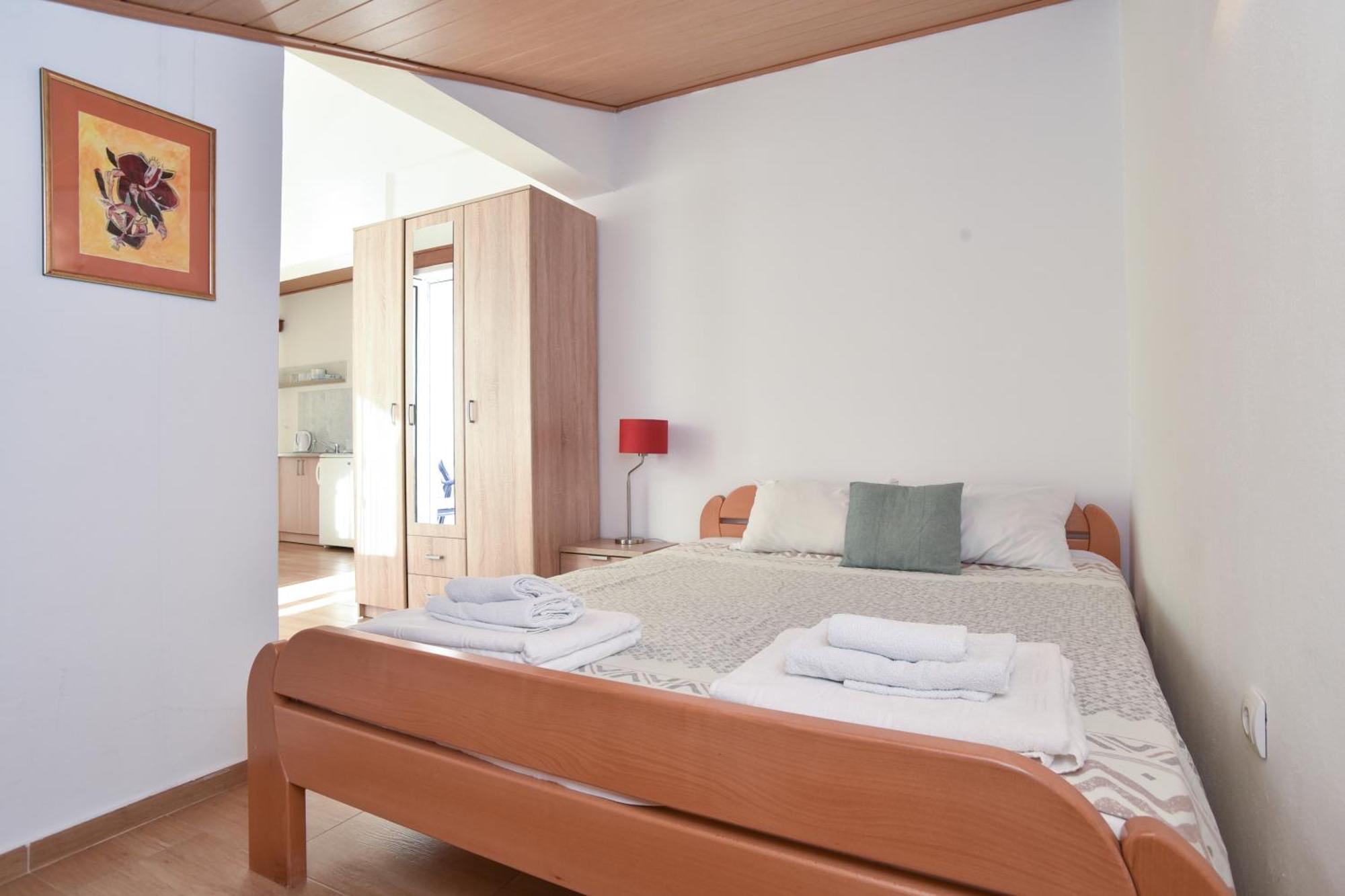 Apartments Milos Kaladjurdjevic Будва Екстер'єр фото