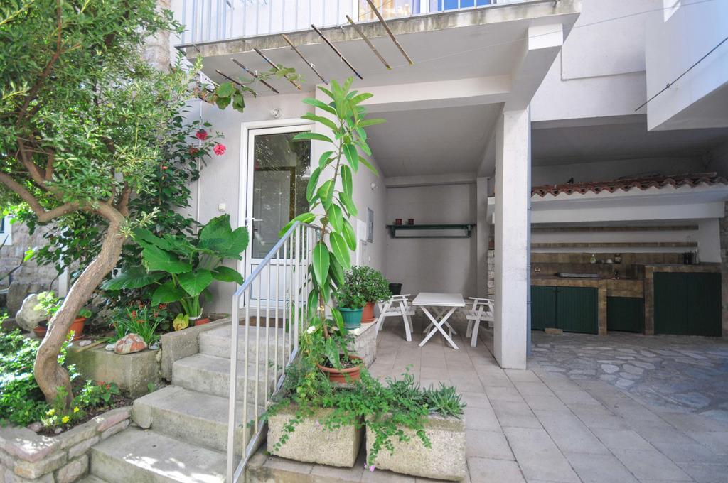 Apartments Milos Kaladjurdjevic Будва Екстер'єр фото
