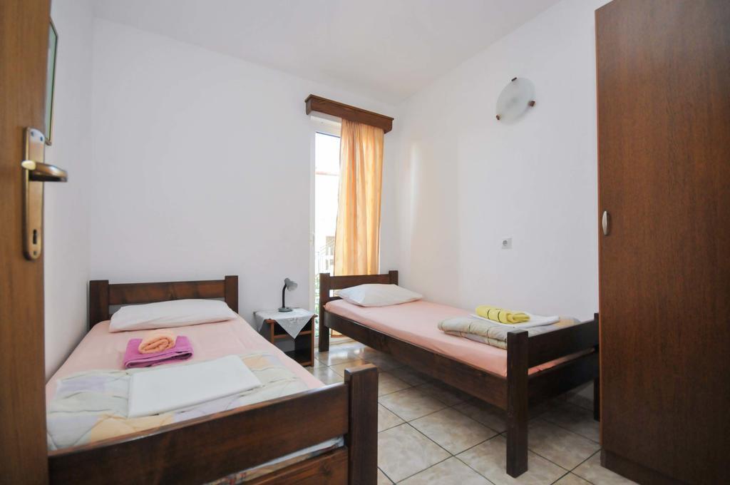 Apartments Milos Kaladjurdjevic Будва Екстер'єр фото