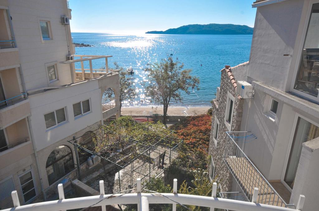 Apartments Milos Kaladjurdjevic Будва Екстер'єр фото