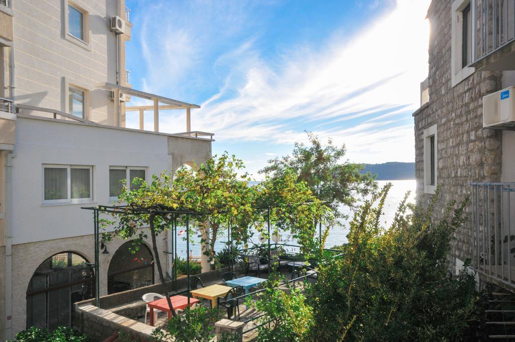 Apartments Milos Kaladjurdjevic Будва Екстер'єр фото